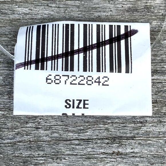 Two Urban Outfitters OU Layering Mixed Media Gold/Silver Chain/Key Necklaces NWT - Picture 9 of 10